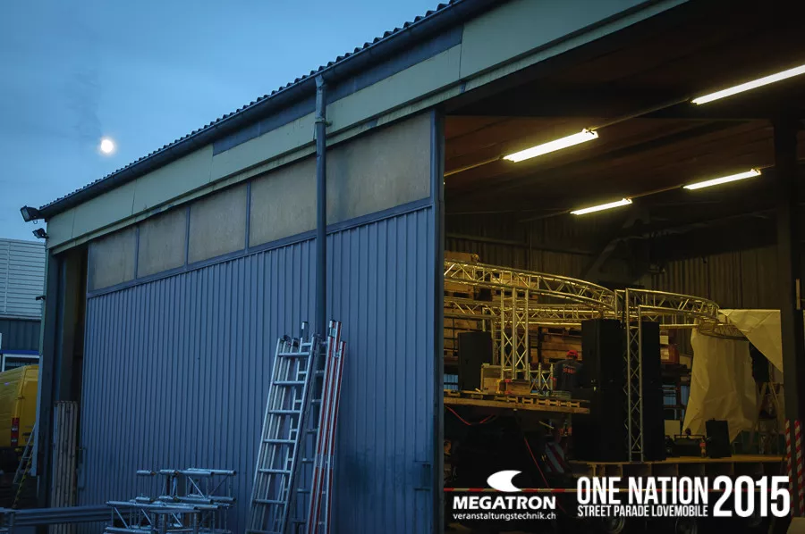 One Nation - Street Parade Lovemobile - 2015 - Making of