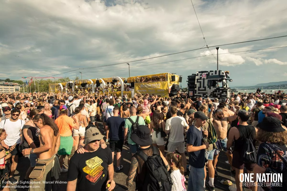 One Nation - Street Parade Lovemobile - 2023 - One Nation