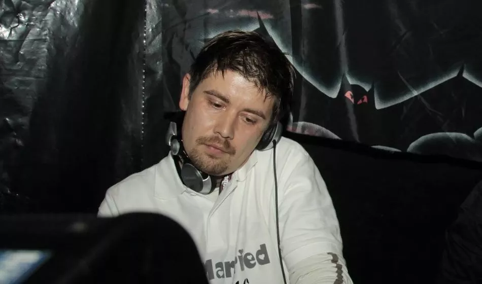 One Nation - Street Parade Lovemobile - Nick Larsson - 2010