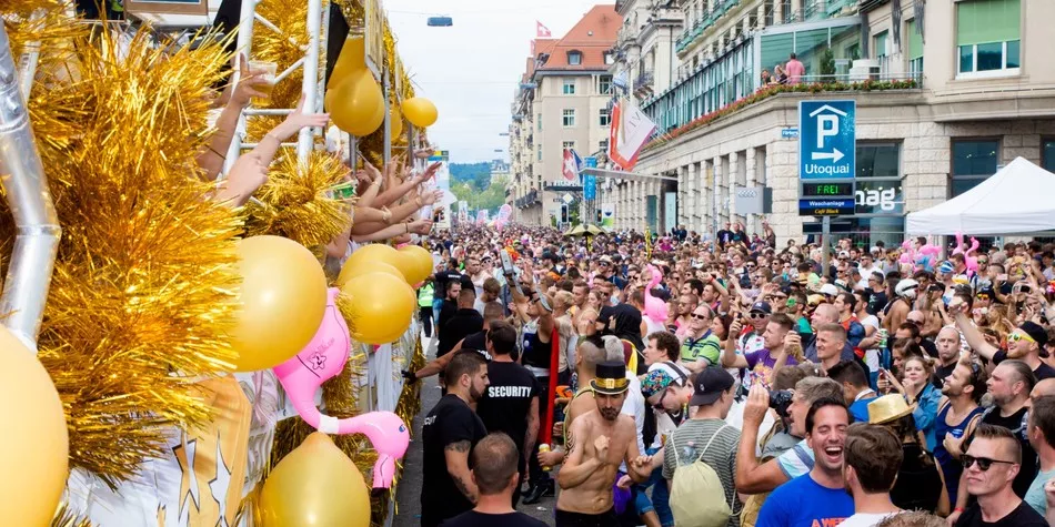 One Nation - Street Parade Lovemobile - Geschichte - 2017